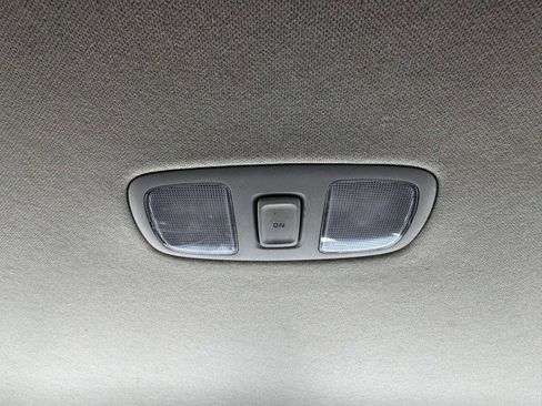 Used 2018 Kia Soul + image 38