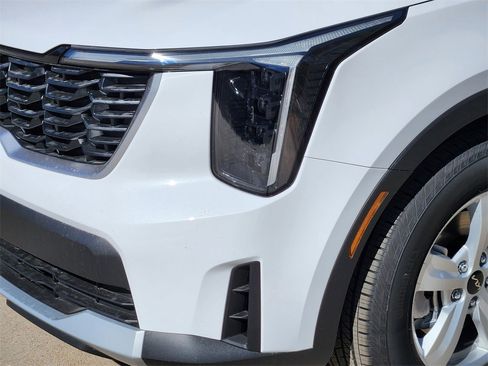 New 2026 Kia Sorento LX image 6