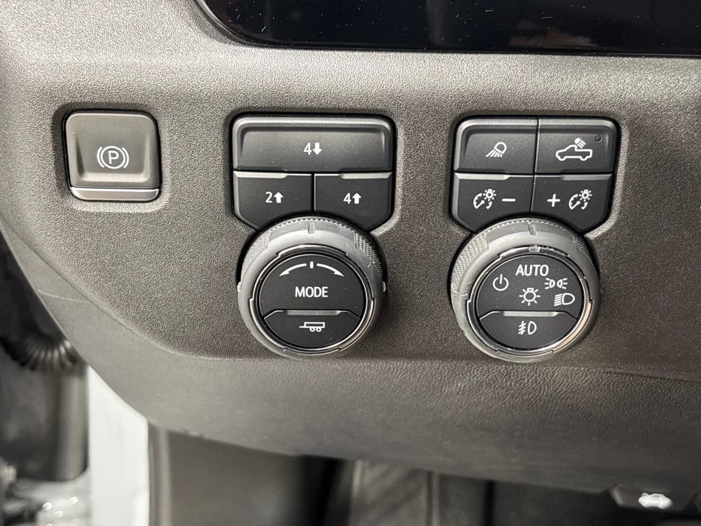 Used 2024 Chevrolet Silverado 2500 LT w/ All Star Edition AWD/4WD image 37
