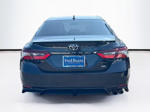 Used 2023 Toyota Camry SE FWD image 7