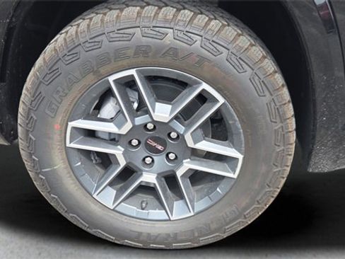 New 2026 GMC Terrain AT4 w/ LPO, Floor Liner Package image 19