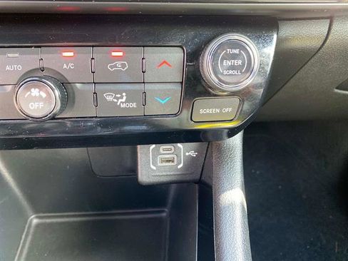 Used 2024 Jeep Compass Trailhawk image 15