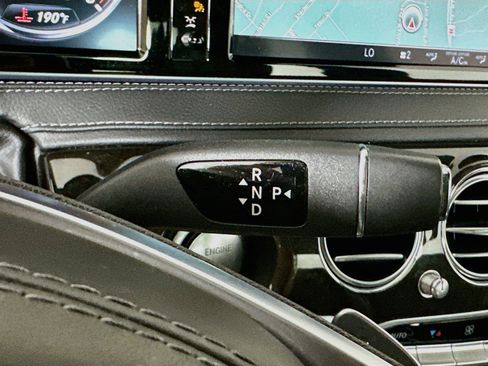 Used 2016 Mercedes-Benz S 550 4MATIC Sedan image 25
