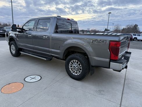 Used 2021 Ford F350 Lariat w/ Chrome Package image 5