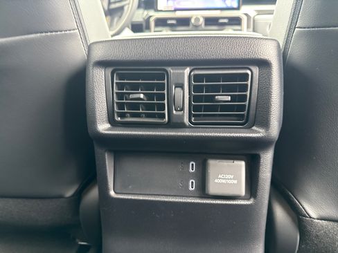 New 2026 Toyota 4Runner Limited AWD/4WD image 16
