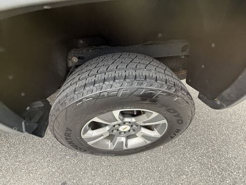 Used 2015 Chevrolet Colorado Z71 w/ Trail Boss Edition image 38