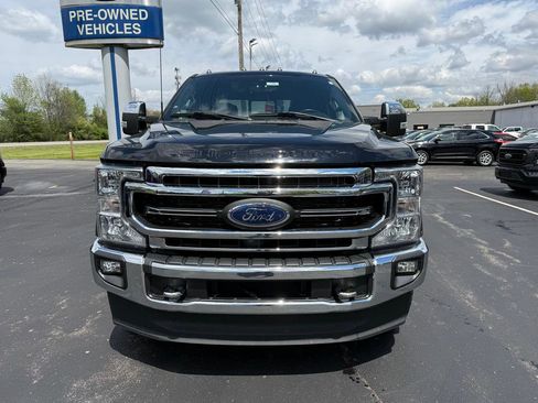 Used 2022 Ford F250 Lariat w/ Chrome Package AWD/4WD image 2