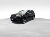 Used 2018 Jeep Compass Latitude image 3