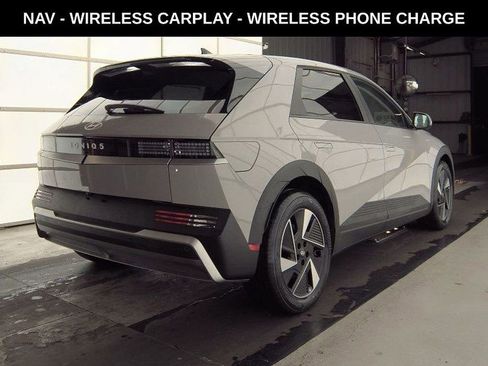 Used 2026 Hyundai Ioniq 5 SEL image 5