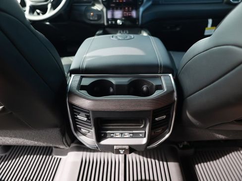 New 2026 RAM 3500 Laramie AWD/4WD image 31