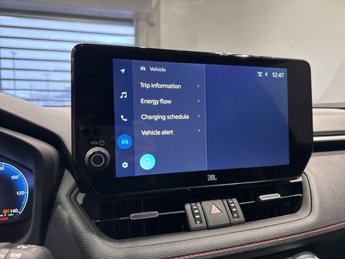 Used 2025 Toyota RAV4 XSE image 21