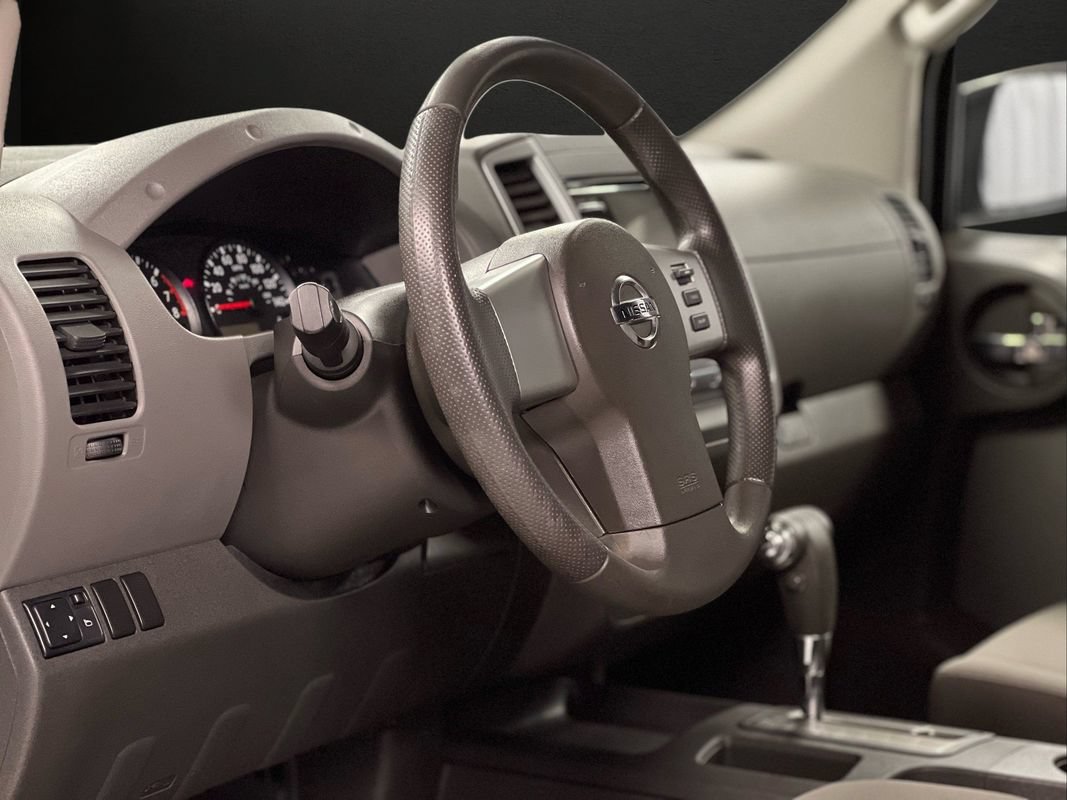 Used 2013 Nissan Xterra S RWD image 16