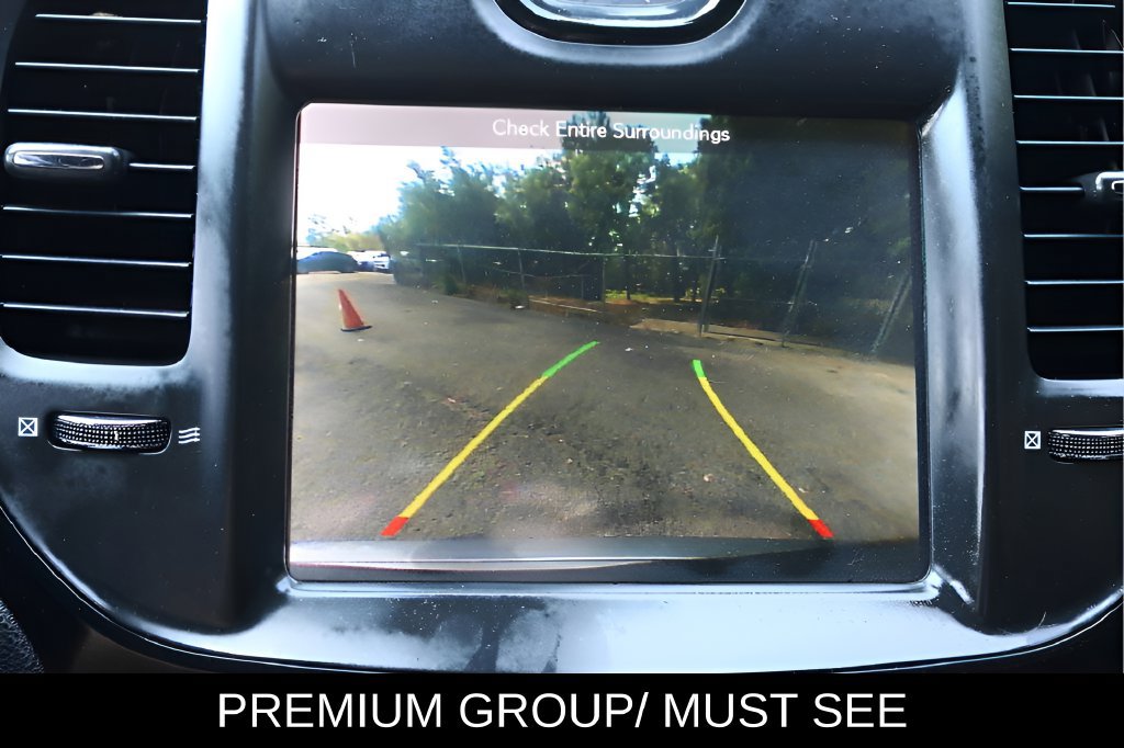 Used 2018 Chrysler 300 S w/ 300S Premium Group RWD image 19