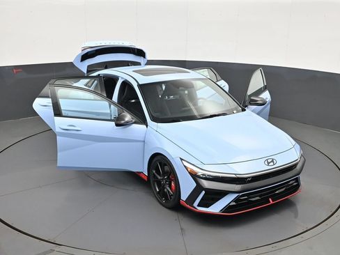 New 2026 Hyundai Elantra N FWD image 29