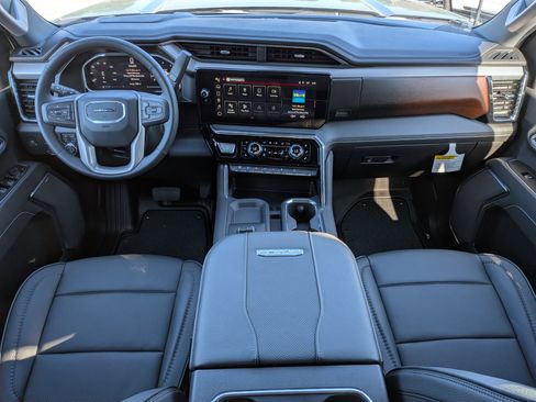 New 2026 GMC Sierra 2500 Denali image 14
