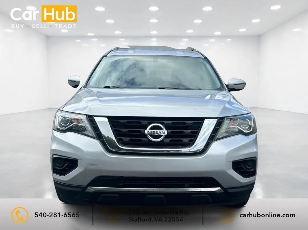 Used 2019 Nissan Pathfinder S FWD image 2