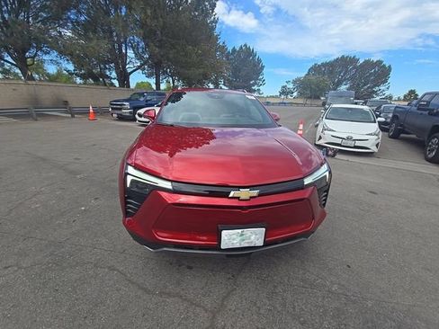 Used 2024 Chevrolet Blazer EV LT AWD/4WD image 3