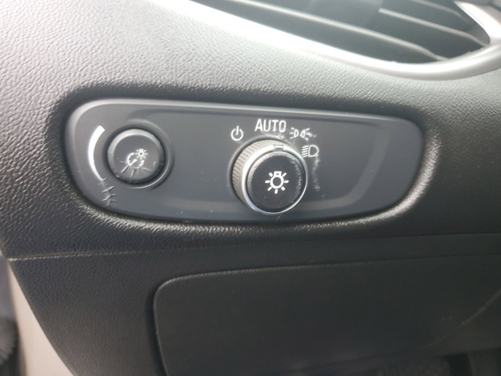 Used 2024 Chevrolet Malibu LT FWD image 27