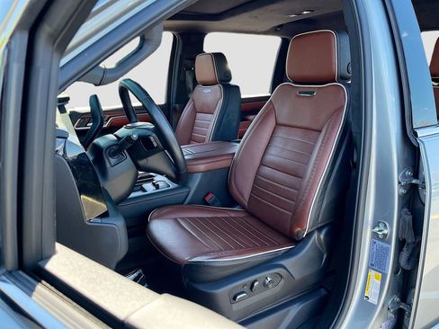 Used 2024 GMC Sierra 2500 Denali Ultimate image 22