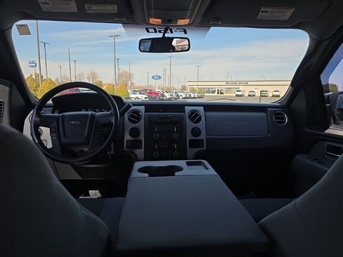 Used 2011 Ford F150 XLT w/ XLT Chrome Pkg image 11