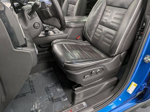 Used 2023 GMC Sierra 1500 AT4X image 10