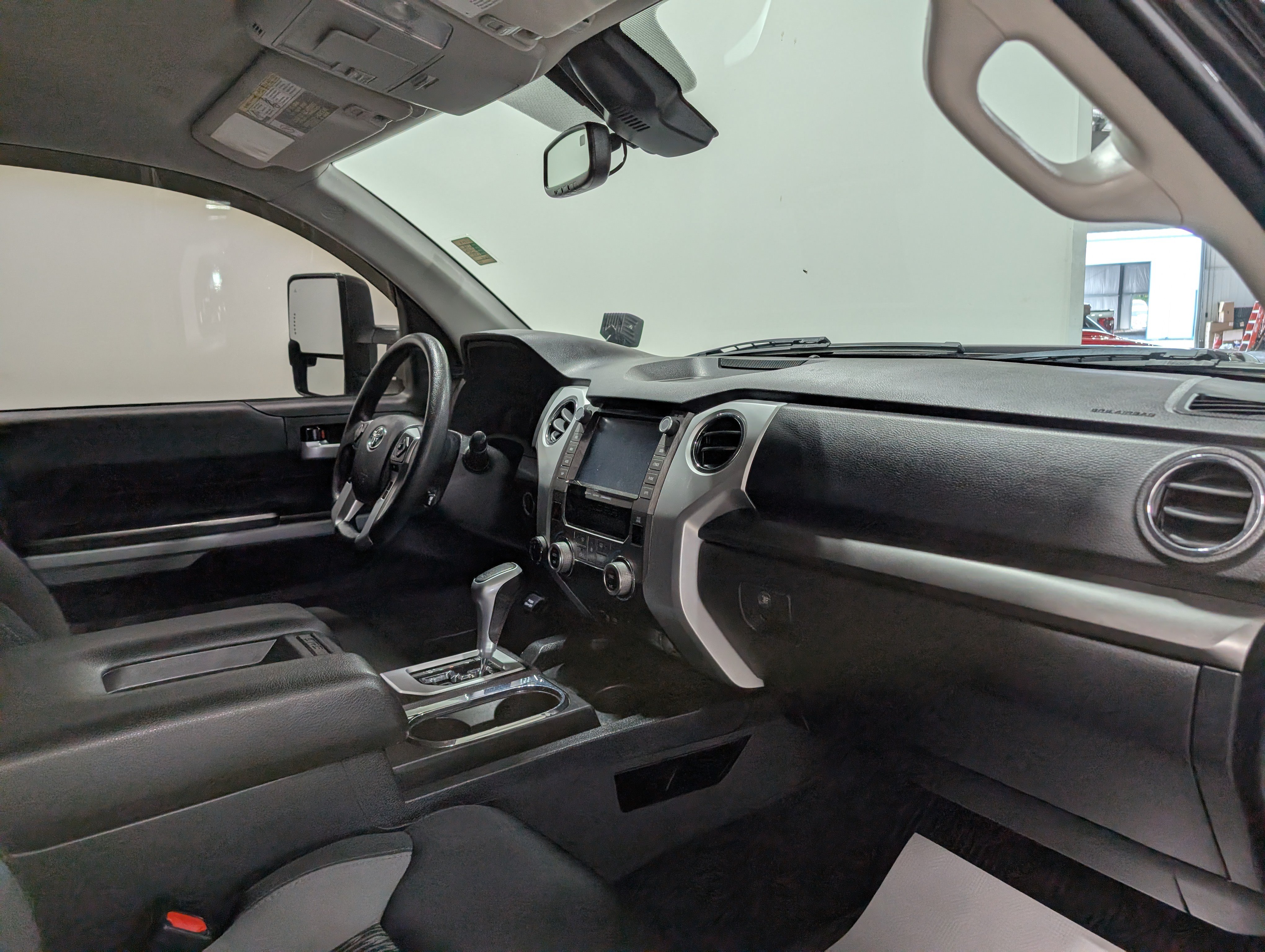 Used 2021 Toyota Tundra SR5 w/ TRD Sport Package AWD/4WD image 19