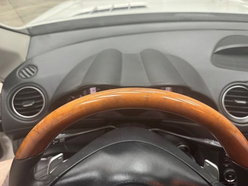 Used 2009 Mercedes-Benz SL 550 image 30