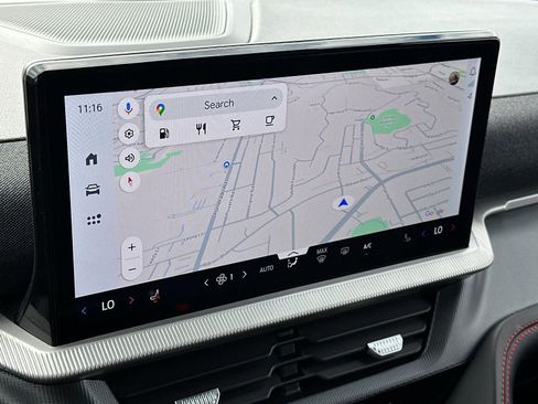 Used 2025 Ford Explorer ST image 22