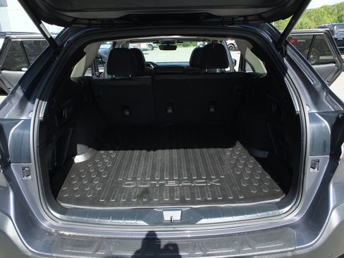Used 2023 Subaru Outback Onyx Edition image 16