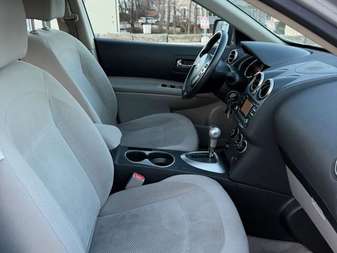 Used 2014 Nissan Rogue S w/ Convenience Package AWD/4WD image 13