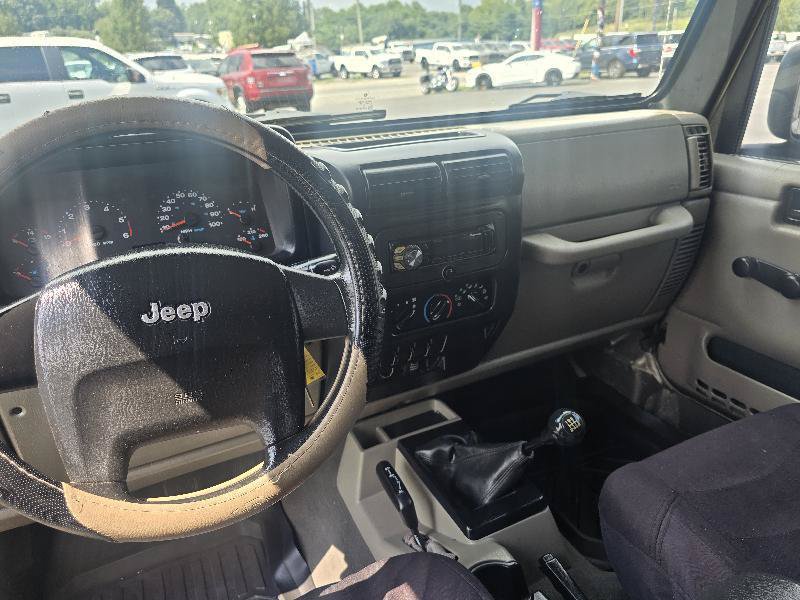 Used 2006 Jeep Wrangler X AWD/4WD image 7