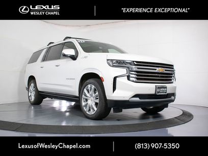 Used 2022 Chevrolet Suburban High Country w/ Premium Package 2