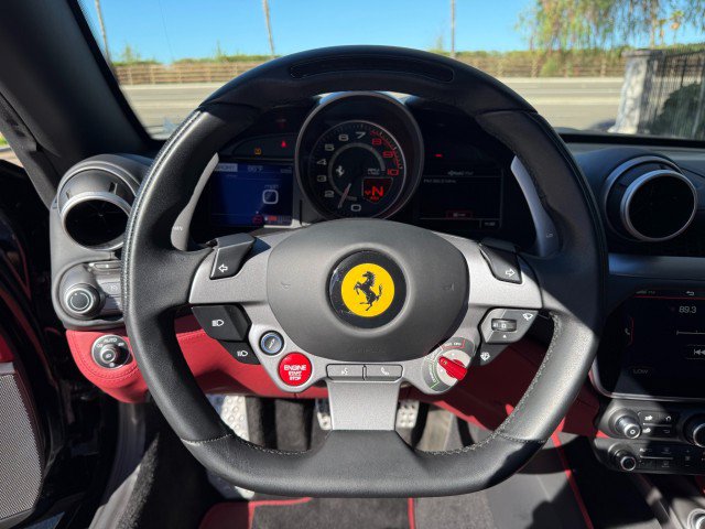 Used 2019 Ferrari Portofino RWD image 11