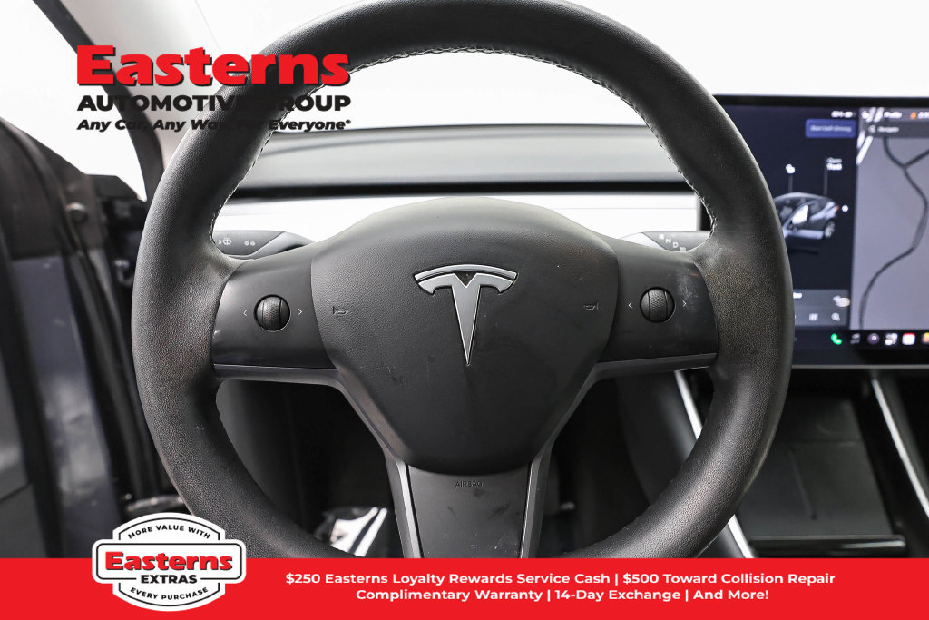 Used 2020 Tesla Model Y Long Range AWD/4WD image 11
