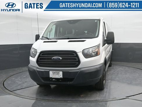 Used 2016 Ford Transit 350 XL image 6
