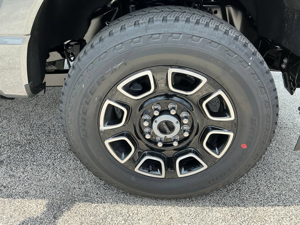 New 2026 Ford F350 Platinum AWD/4WD image 15