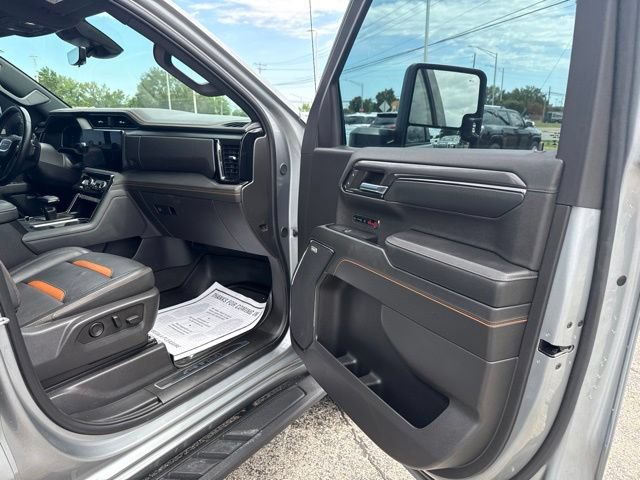 Certified 2024 GMC Sierra 1500 AT4 w/ Technology Package AWD/4WD image 22