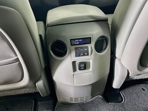 Used 2014 Honda Pilot LX image 26
