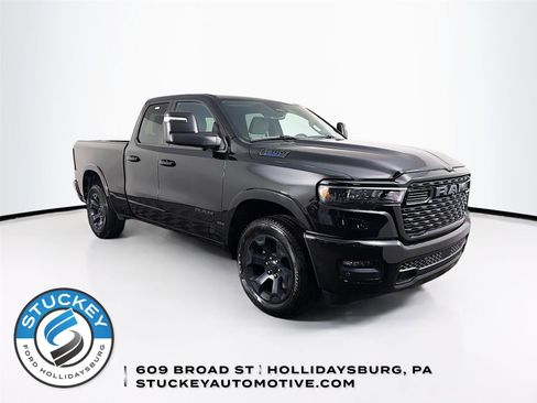 Used 2025 RAM 1500 Big Horn AWD/4WD image 1