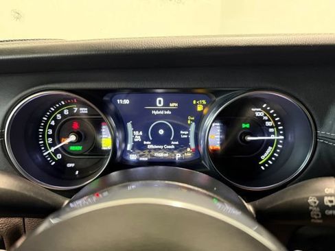 Used 2022 Jeep Wrangler Unlimited Sahara w/ Cold Weather Group AWD/4WD image 21