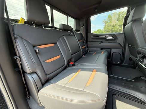 Certified 2024 GMC Sierra 1500 AT4 w/ Technology Package AWD/4WD image 33