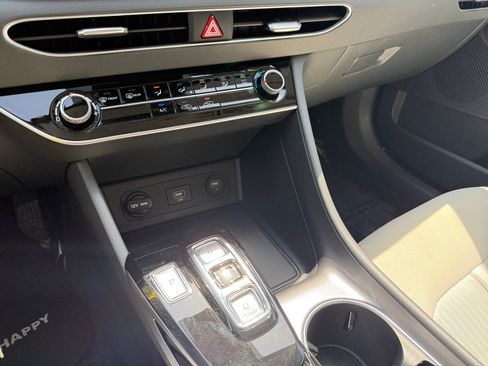 Certified 2023 Hyundai Sonata SE FWD image 13