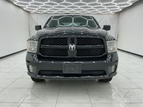 Used 2018 RAM 1500 Express AWD/4WD image 5