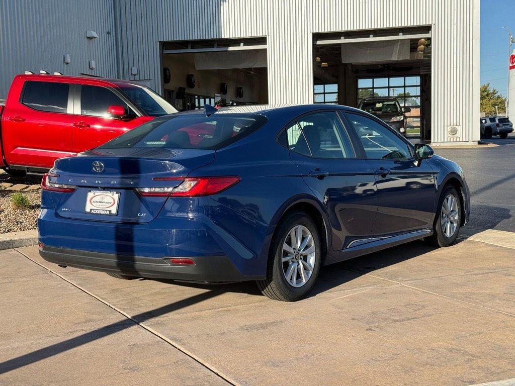 Certified 2025 Toyota Camry LE FWD image 5