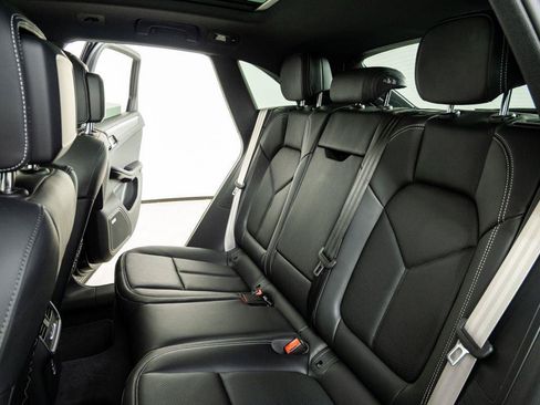 New 2026 Porsche Macan S AWD/4WD image 22