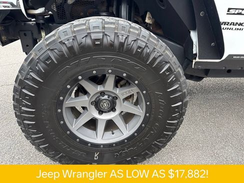 Used 2016 Jeep Wrangler Unlimited Sport w/ Dual Top Group AWD/4WD image 31