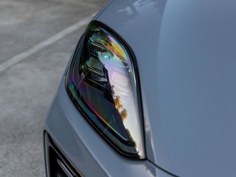 Certified 2025 Porsche Cayenne S image 14