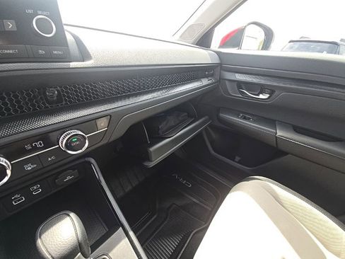 Certified 2025 Honda CR-V EX image 22