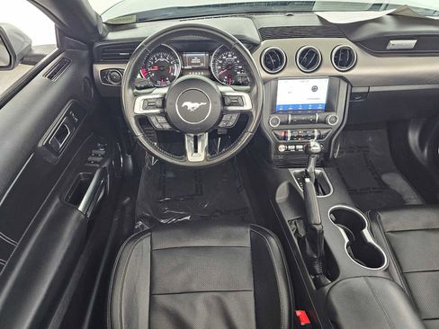 Used 2022 Ford Mustang Premium image 19