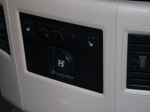 Used 2018 RAM 2500 Longhorn w/ Longhorn Southfork Package image 32